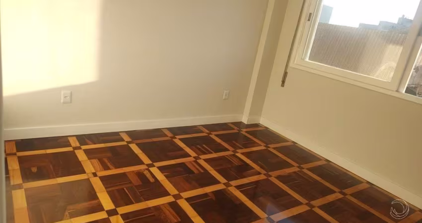 Apartamento para Venda em Florianópolis, Centro, 4 dormitórios, 1 suíte, 2 banheiros, 1 vaga