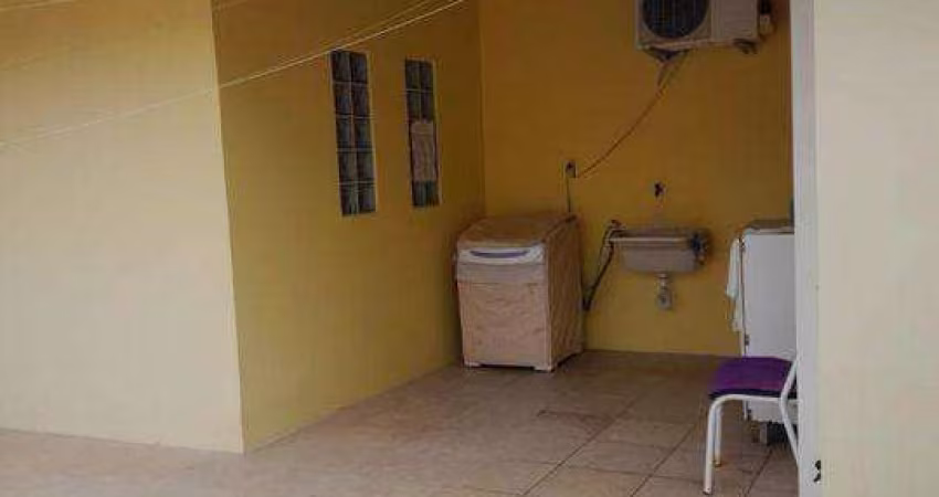 Casa para Venda em Florianópolis, Jardim Atlântico, 4 dormitórios, 2 suítes, 3 banheiros, 2 vagas