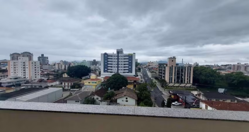 Apartamento para Venda em Florianópolis, Capoeiras, 3 dormitórios, 3 suítes, 4 banheiros, 2 vagas