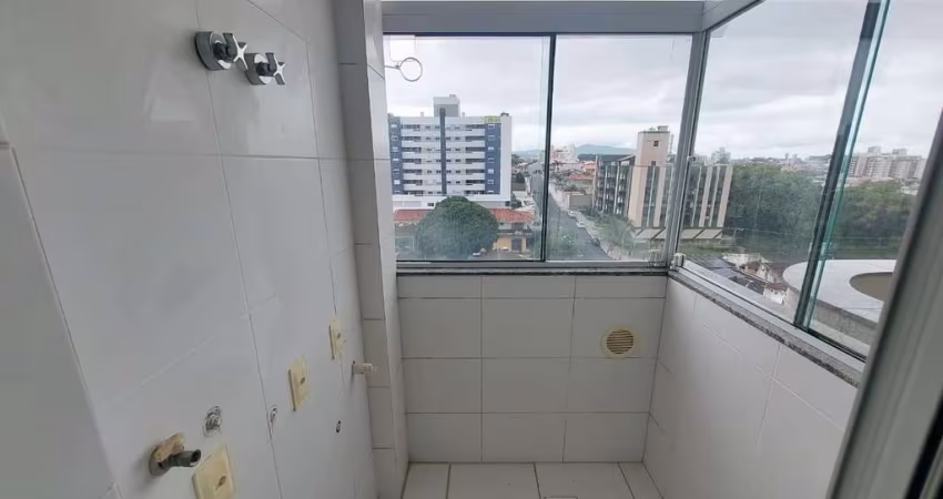Apartamento para Venda em Florianópolis, Capoeiras, 3 dormitórios, 3 suítes, 4 banheiros, 2 vagas