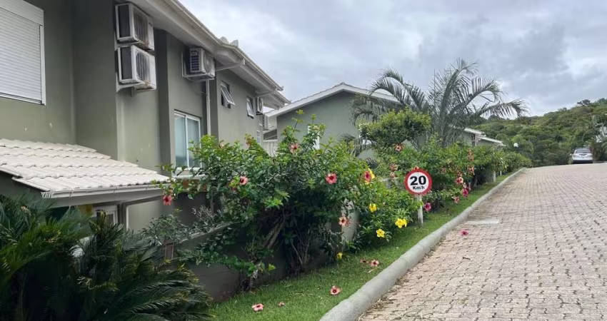 Casa para Venda em Florianópolis, Barra Da Lagoa, 3 dormitórios, 1 suíte, 3 banheiros, 3 vagas