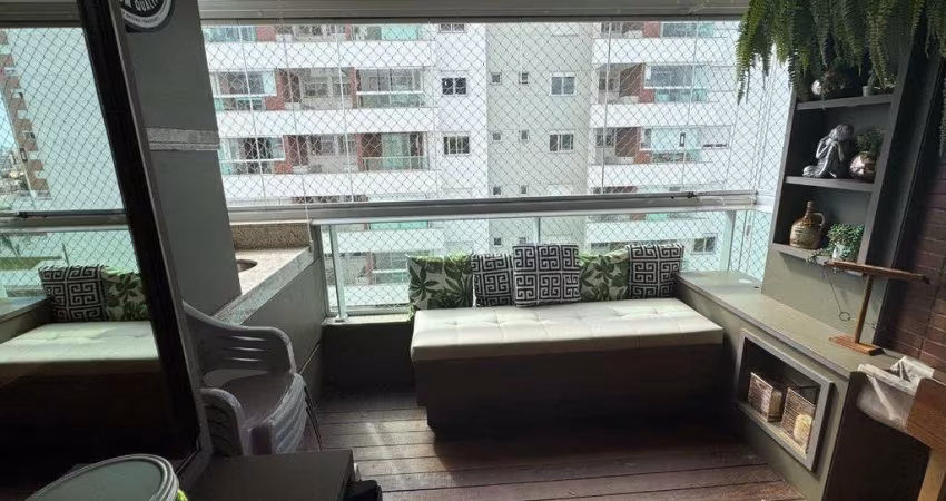Apartamento para Venda em Florianópolis, Jardim Atlântico, 3 dormitórios, 3 suítes, 4 banheiros, 2 vagas