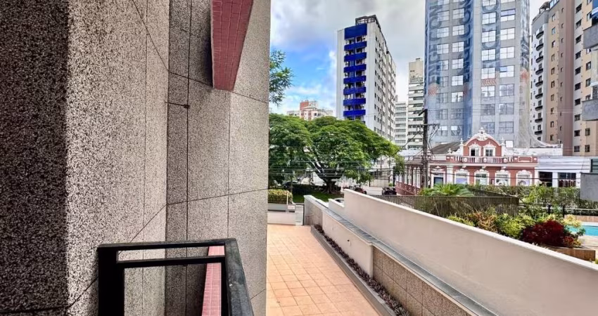 Apartamento para Venda em Florianópolis, Centro, 3 dormitórios, 1 suíte, 4 banheiros, 1 vaga