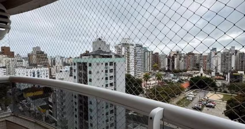 Apartamento para Venda em Florianópolis, Centro, 4 dormitórios, 3 suítes, 5 banheiros, 2 vagas