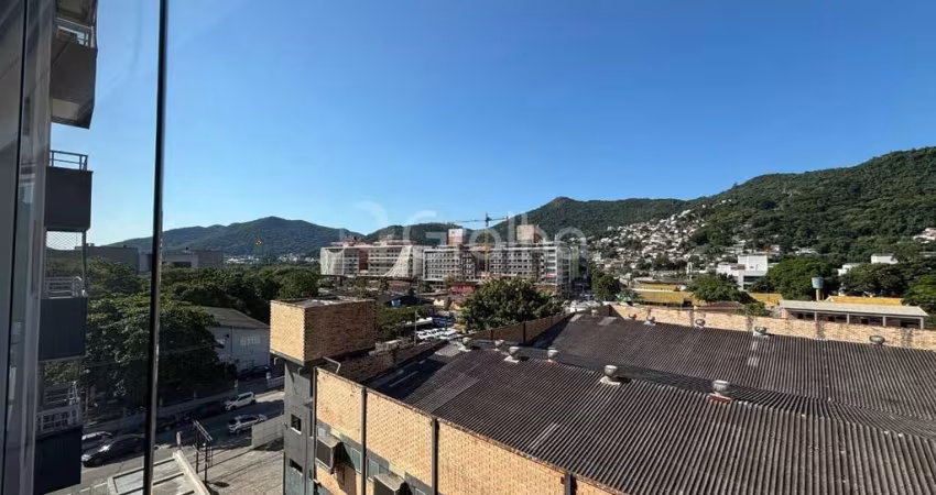 Apartamento para Venda em Florianópolis, Monte Verde, 2 dormitórios, 1 suíte, 2 banheiros, 1 vaga