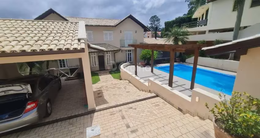 Casa para Venda em Florianópolis, Centro, 4 dormitórios, 2 suítes, 5 banheiros, 4 vagas
