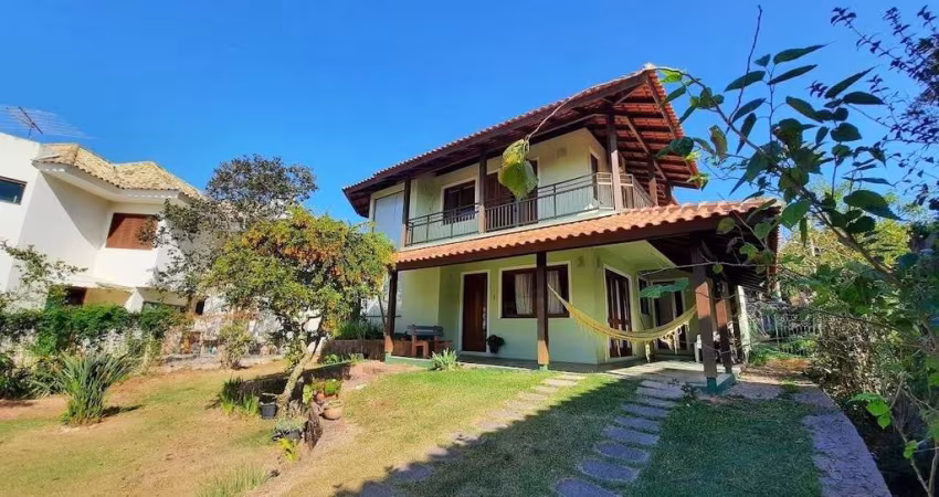 Casa para Venda em Florianópolis, Lagoa Da Conceição, 3 dormitórios, 1 suíte, 3 banheiros, 2 vagas