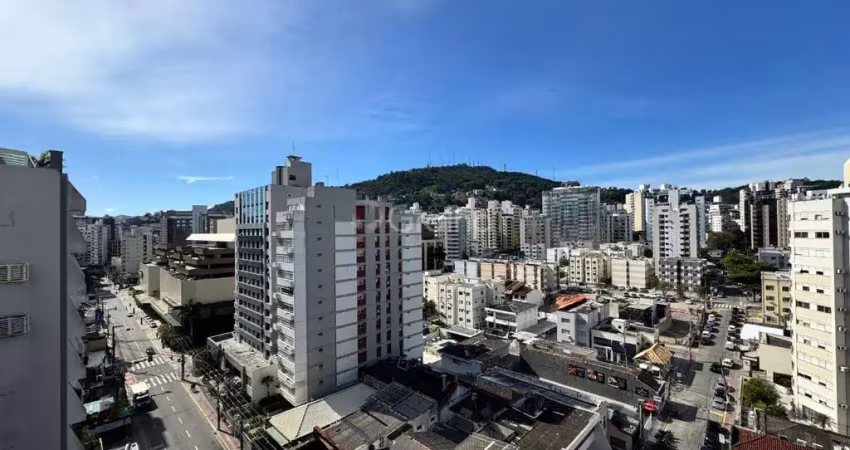 Apartamento para Venda em Florianópolis, Centro, 3 dormitórios, 1 suíte, 3 banheiros, 1 vaga
