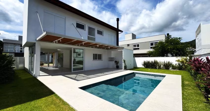 Casa para Venda em Florianópolis, Ratones, 4 dormitórios, 4 suítes, 6 banheiros, 2 vagas