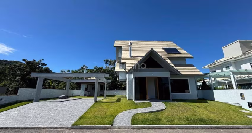 Casa para Venda em Florianópolis, Cachoeira Do Bom Jesus, 3 dormitórios, 3 suítes, 4 banheiros, 2 vagas