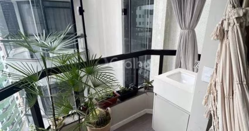 Apartamento para Venda em Florianópolis, Centro, 1 dormitório, 1 banheiro, 1 vaga