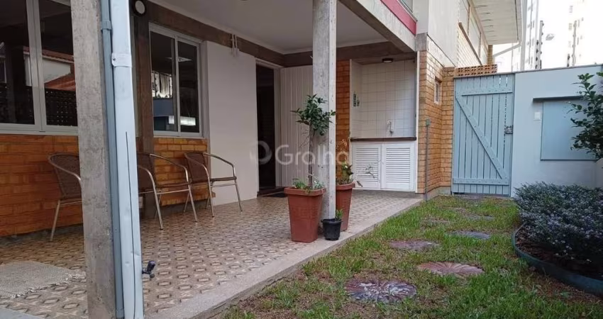 Casa para Venda em Florianópolis, Agronômica, 4 dormitórios, 2 suítes, 4 banheiros, 2 vagas