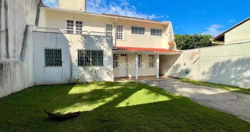 Casa para Venda em Florianópolis, Córrego Grande, 4 dormitórios, 1 suíte, 3 banheiros, 2 vagas