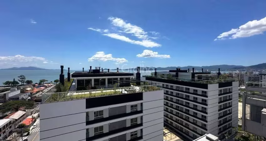 Apartamento para Venda em Florianópolis, Jardim Atlântico, 3 dormitórios, 3 suítes, 4 banheiros, 2 vagas