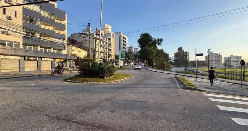 Terreno à venda na Rua Lauro Linhares, 1599, Trindade, Florianópolis