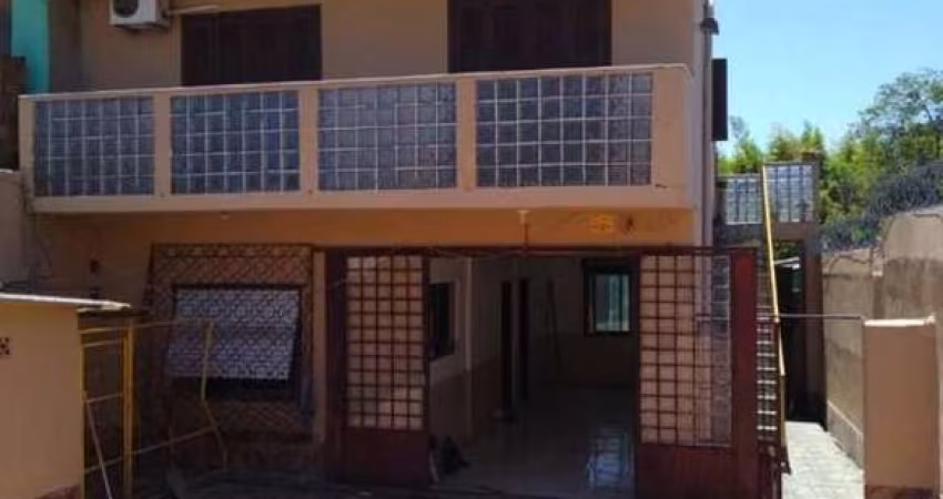 Casa / Sobrado - Rua Evangelina Porto, Porto Alegre, RS