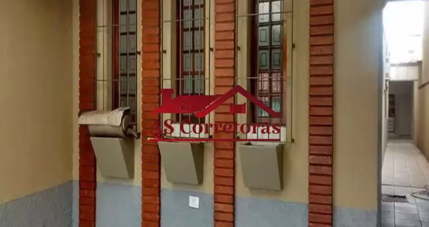 Imperdível Sobrado à Venda em Osasco-SP, Vila Campesina: 3 Quartos, 1 Suíte, 3 Banheiros, 2 Vagas de Garagem, 198,29m².
