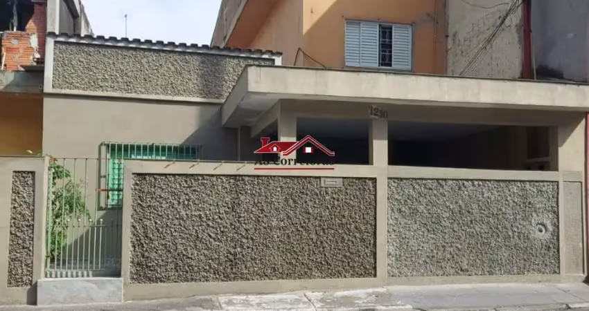 Casa à venda em Osasco-SP, bairro Conceição: 5 quartos, 1 sala, 3 banheiros, 1 vaga, 172m²! Venha conferir!