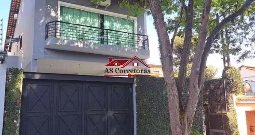 Imperdível casa de alto padrão à venda em Osasco-SP, bairro Adalgisa, com 4 quartos, 3 suítes, 2 salas, 5 banheiros, 6 vagas de garagem e 100,00 m² de área. Confira!