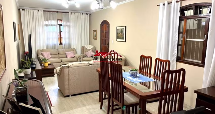 Espetacular casa à venda em Osasco-SP, bairro Jardim das Flores: 3 quartos, 1 suíte, 2 salas, 4 banheiros, 4 vagas, 200m².