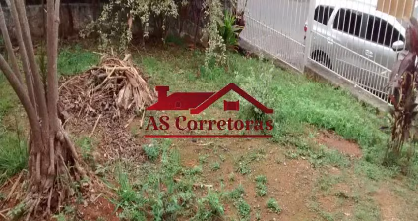 Terreno com 360 m² no jaguaré à venda  em aclive com casa antiga.