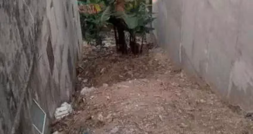 Terreno à venda na Rua Escrava Isaura, Mirante de Jandira, Jandira