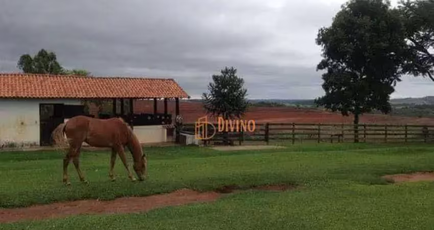 Fazenda à venda na Rua Antiga Estrada Municipal, Área Rural de Itapetininga, Itapetininga