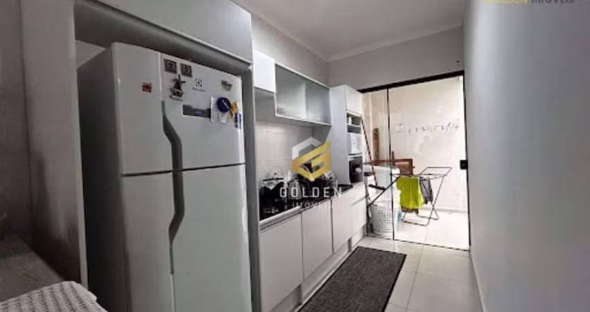 Casa com 2 dormitórios à venda, 55 m² por R$ 300.000,00 - Bairro Joaia - Tijucas/SC