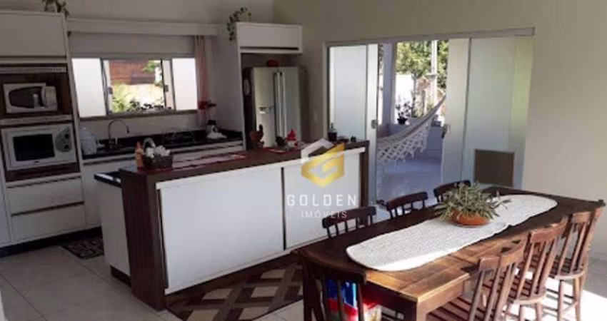 Casa Residencial à venda, Centro, São João Batista - CA0535.