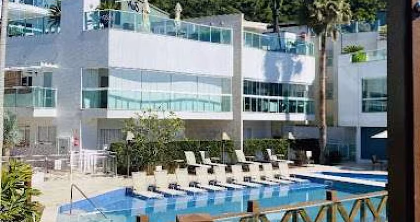 Cobertura com 3 dormitórios à venda, 190 m² por R$ 5.061.217,39 - Bombas - Bombinhas/SC