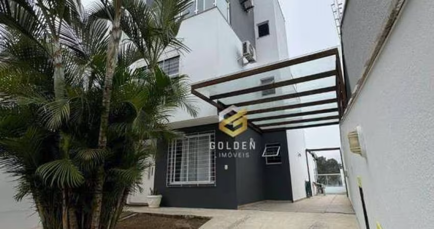 Sobrado com 3 dormitórios à venda, 180 m² por R$ 1.600.000,00 - Ariribá - Balneário Camboriú/SC