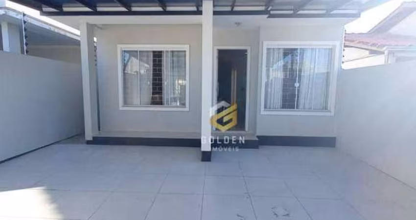 Casa com 2 dormitórios à venda, 70 m² por R$ 580.000,00 - Mata Atlântica - Tijucas/SC