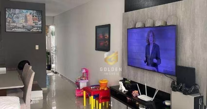 Sobrado com 2 dormitórios à venda, 85 m² por R$ 600.000,00 - Perequê - Porto Belo/SC