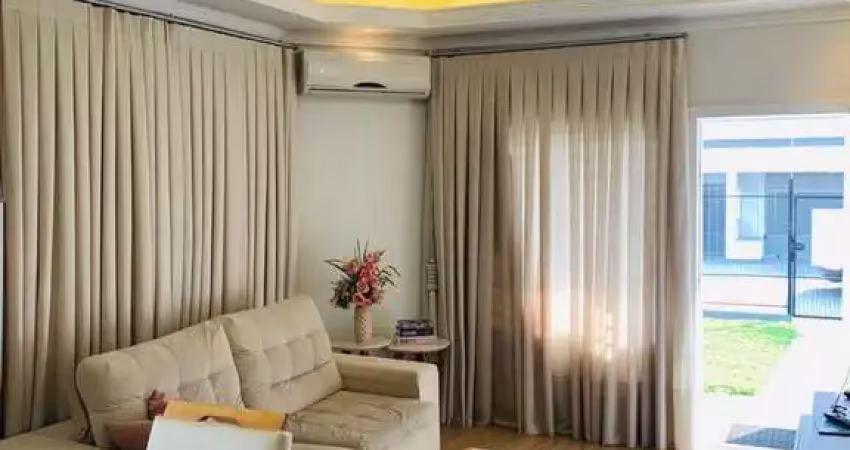 Casa alto padrão mobiliada com suíte master com hidromassagem, 3 vagas de garagem e área de festas