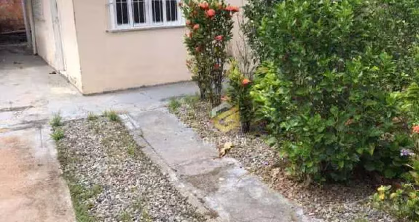 Casa com terreno de quase 300m, 2 dormitórios à venda, 70 m² por r$ 800.000 - barra - balneário camboriú/sc