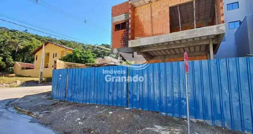Casa à venda, bairro são francisco, camboriu - sc com 03 suítes