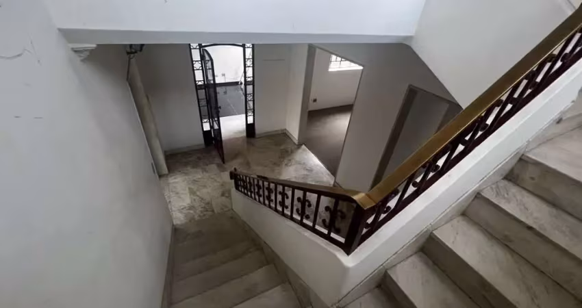 Casa para alugar na Rua Groenlândia, 208, Jardim América, São Paulo