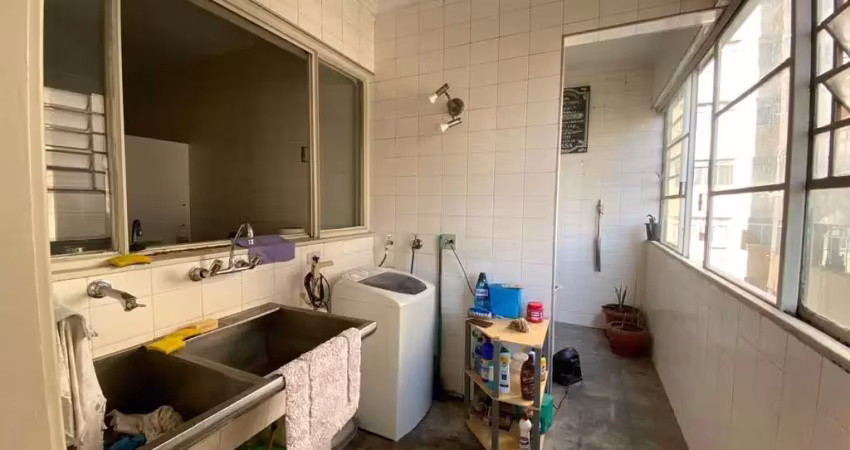 Apartamento à venda na Praça da República, 105, República, São Paulo