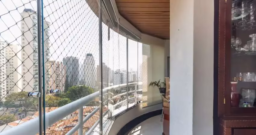 Apartamento com 3 quartos à venda na Rua Cristóvão Pereira, 755, Campo Belo, São Paulo