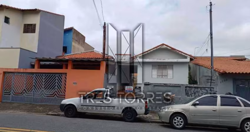 Casa à venda na Rua Japão, Jardim Santo Antônio, Santo André