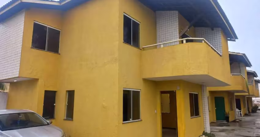 Casa pé na aréia  na praia do flamengo, em condominio. 3 quartos