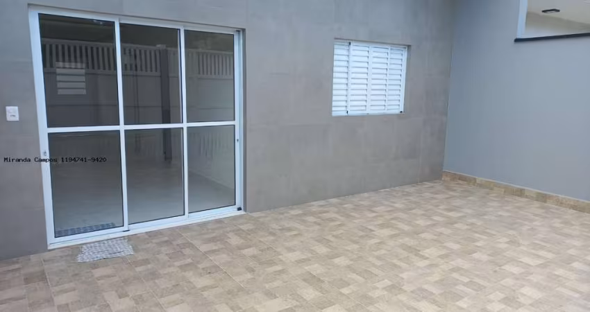 Casa de Praia para Venda em Bertioga, Maitinga, 2 dormitórios, 1 suíte, 2 banheiros