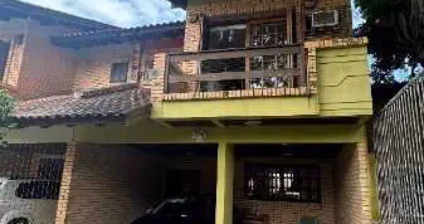 Casa com 3 quartos à venda no Jardim Isabel, Porto Alegre 