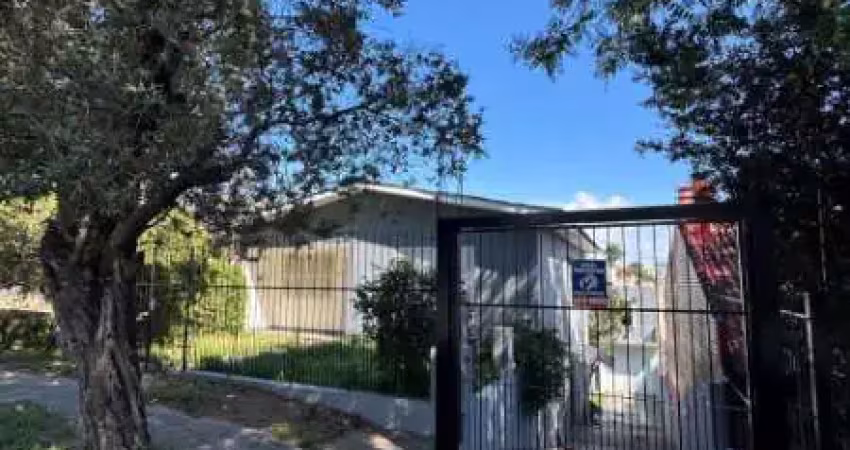 Casa com 3 quartos para alugar na Tristeza, Porto Alegre 