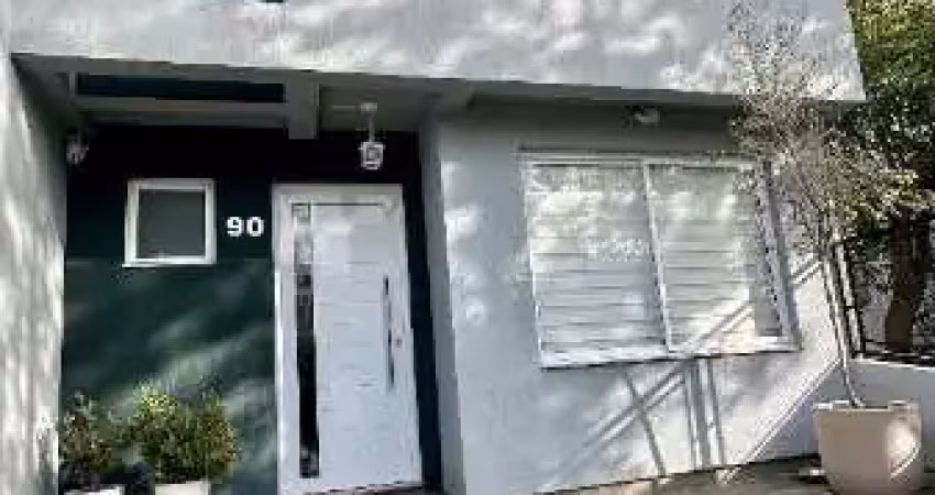 Casa em condomínio fechado com 2 quartos à venda no Guarujá, Porto Alegre 