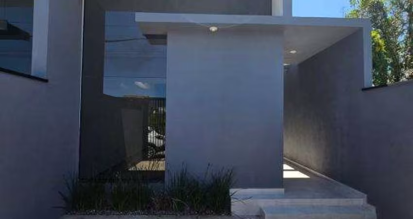 Excelente casa à venda na praia com 2 quartos em Caraguatatuba