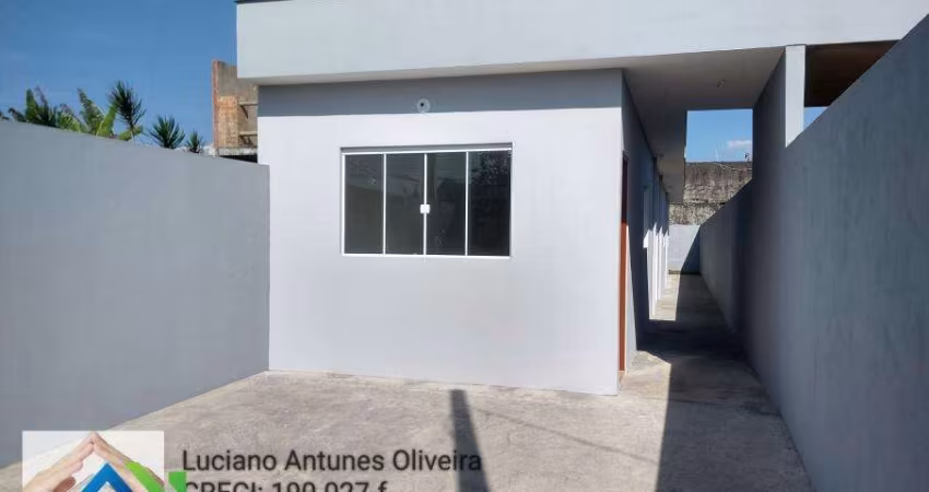 Casa nova à venda na praia com 3 quartos em Caraguatatuba-SP