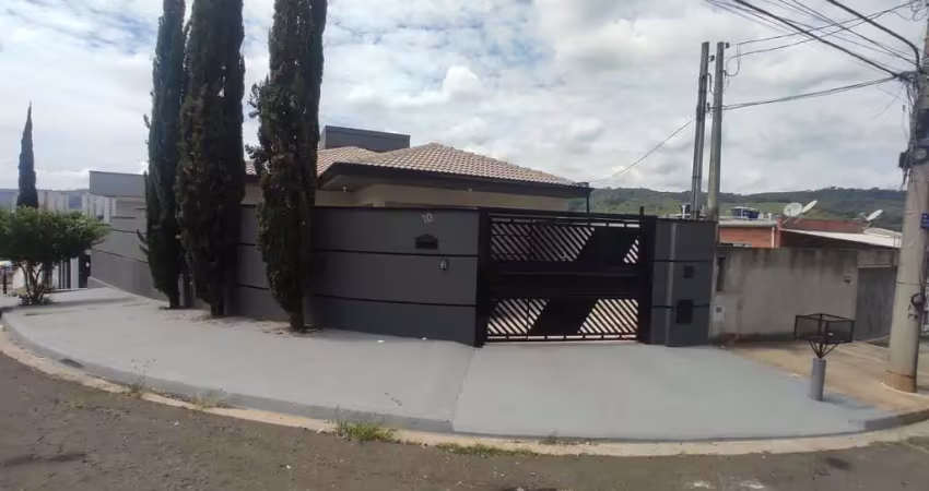 Casa locação em valinhos sp, bairro ana carolina 3 dorms (1 suite), 2 vagas, dipensa - r$ 2.995,00 + taxas de rateio águ