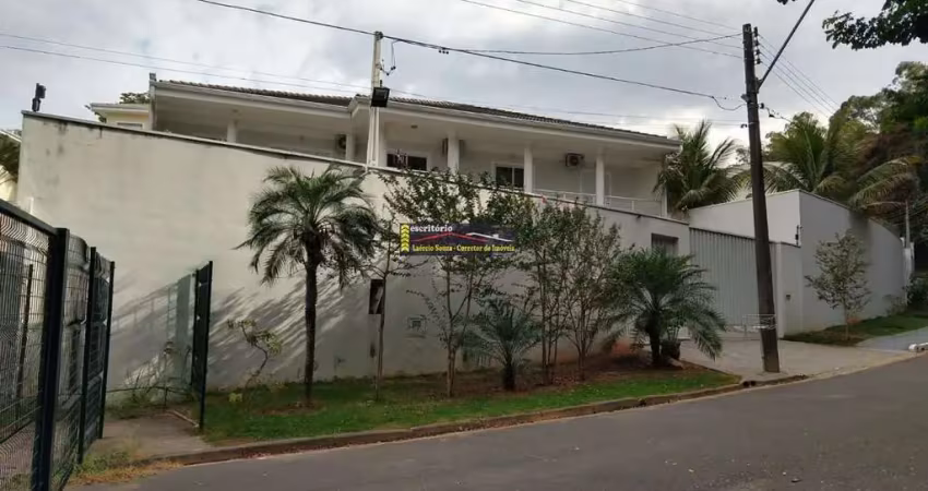 Casa venda valinhos / sp, bairro parque terranova, 7 dormitórios, sendo 6 suítes, 6 vagas de garagem. r$ 1.910.000,00. analisa permuta até 50%.