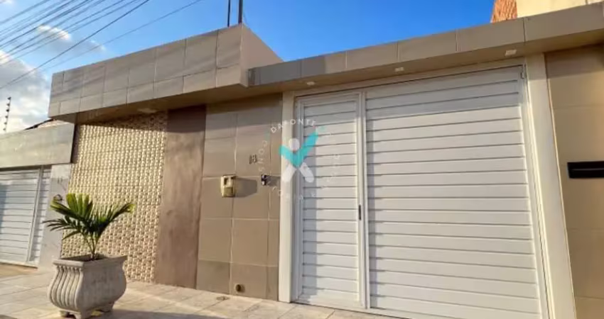 Casa com 4 quartos à venda na Rua Doutora Claudia Monteiro, 18, Pinheirópolis, Caruaru